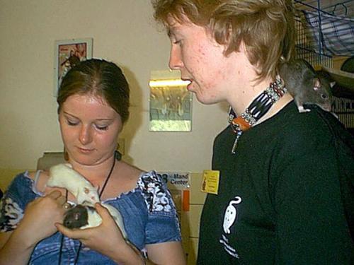 Ina und Streichelratten